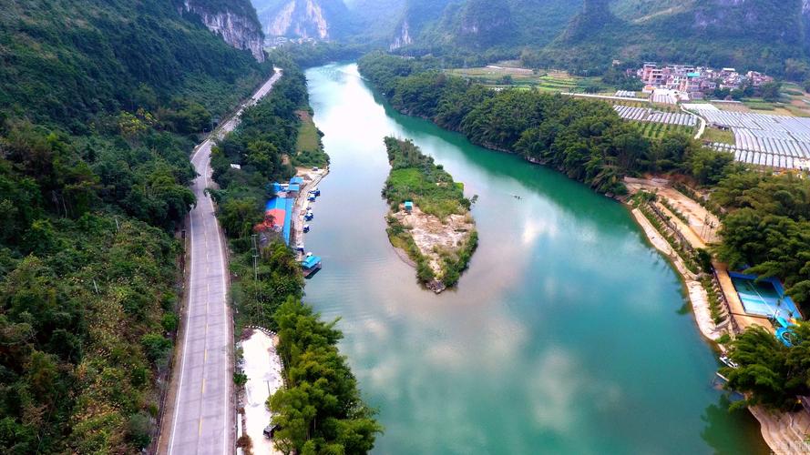 航拍广西宜州下枧河畔冬景 美不胜收