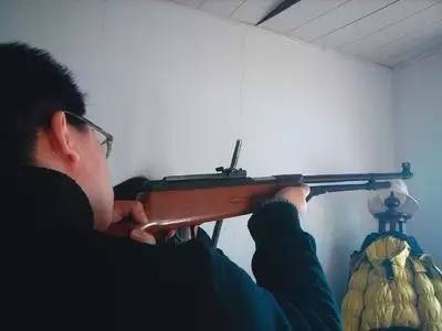 宜宾江安一男子用鸟枪打鸟不成,打中自己心脏,失血身亡!