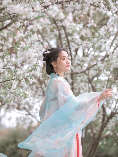 最全97汉服拍照91姿势教程来啦_汉服_写真_古风_约拍_摄影_教程