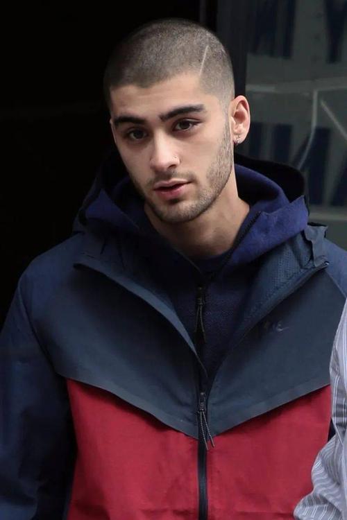 平头,飞机头盘点 4 款赞恩人气短发,你留过哪几种?