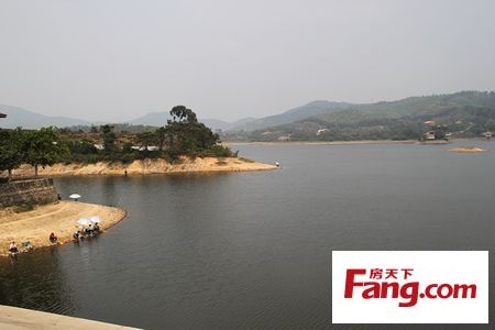 第五站,契爷石水库.面积17.6平方公里,总库容1155万立方米.