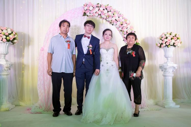 潘思宇赵洋婚礼记实图片.