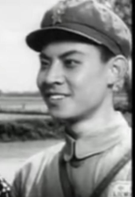柳堡的故事他一举成名,万里挑一的男主角.演的十分动人!