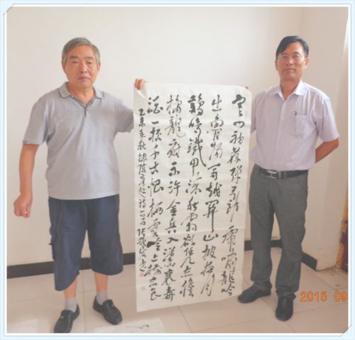 2015年9月1日,诗联书法名家应邀到"牛皋祠"题诗联写书法