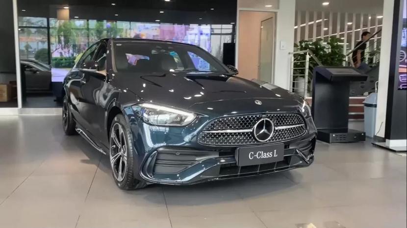 实拍全新奔驰c级,这外观,内饰,动力,能吊打3系?