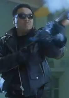 曹孟达  演员 吴孟达   他是一名性格胆小怕事,龌龊无能,喜欢装模作