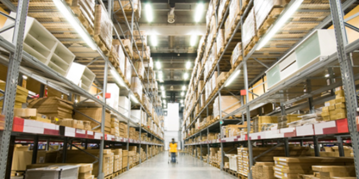 ①扎实的知识体系与熟练的技能操作:精通仓储管理类知识,如各类仓库