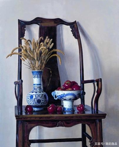 静物油画作品中的青花瓷