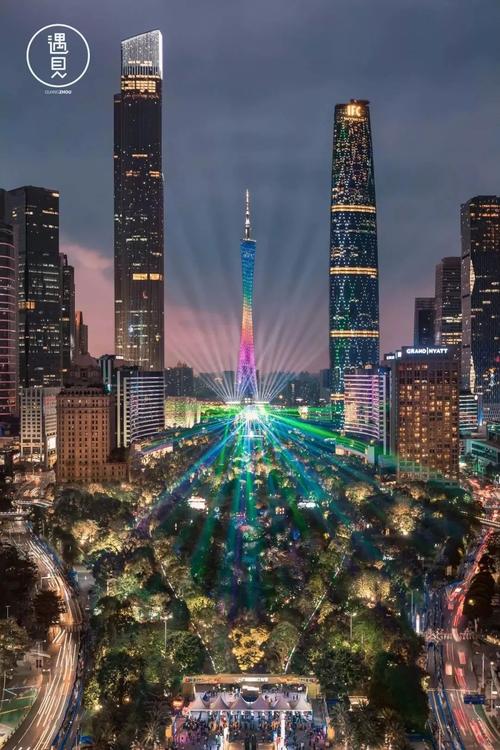 广州东塔/西塔!