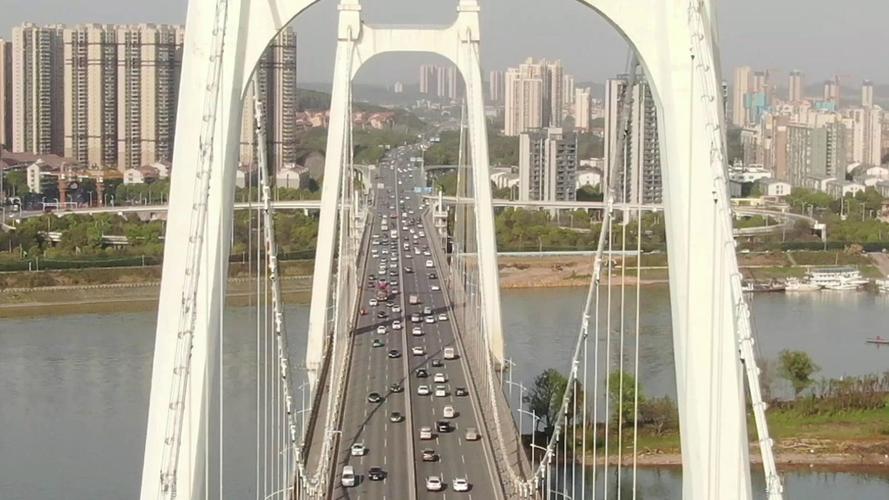 航拍湖南长沙三汊矶大桥