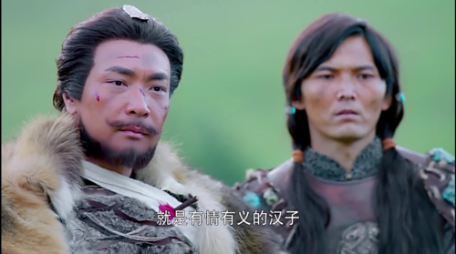 包惜弱身边是完颜洪烈,而李萍身边是铁木真,这两个人分别充当着父亲的
