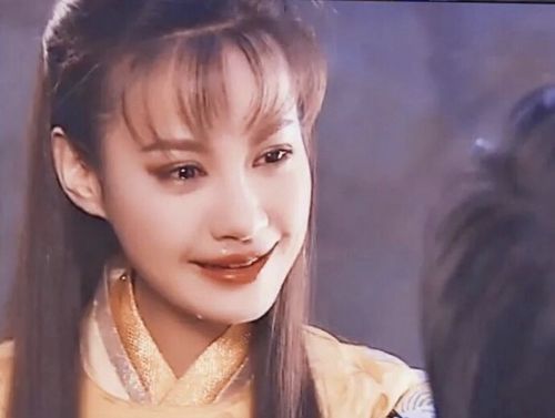 angelababy的整容模版,从前《小鱼儿与花无缺》的江玉燕扮演者杨雪