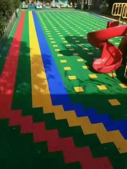 武夷山枣红色拼装地板效果图添速全方位解说