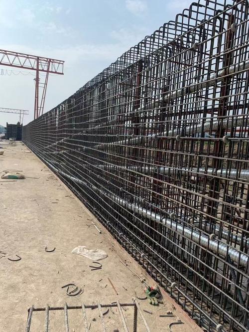 圆形水泥垫块梅花水泥垫块高强度混凝土钢筋垫块新乡市万弘润建材有限