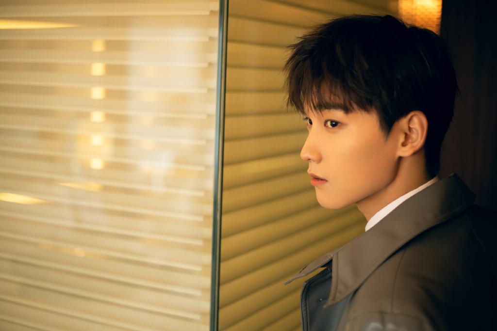 男 邢昭林 > 邢昭林率性帅气写真图片(3/9)邢昭林相关图片 推荐壁纸