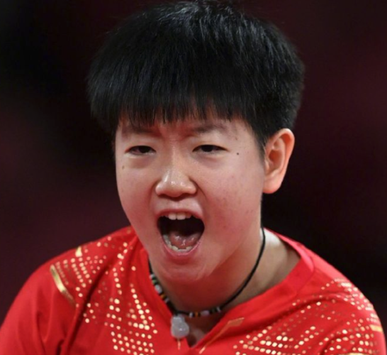 登顶微博热搜孙颖莎战胜伊藤美诚进入奥运女乒决赛