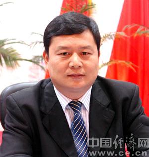 奉海峰任巴马县委书记覃荣武不再担任图简历