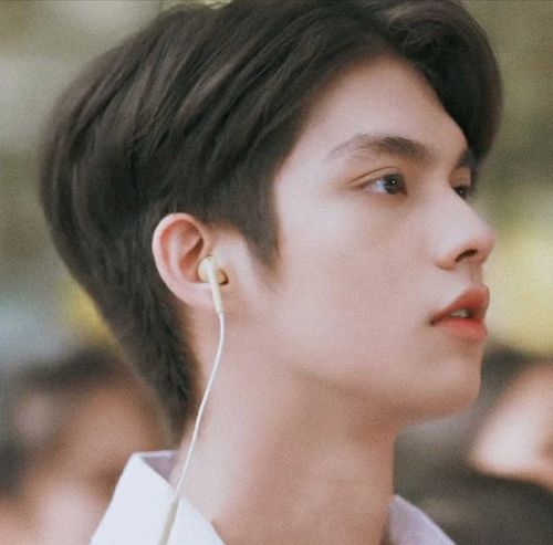 我终于能换上亮仔这个头像了!喜大普奔!