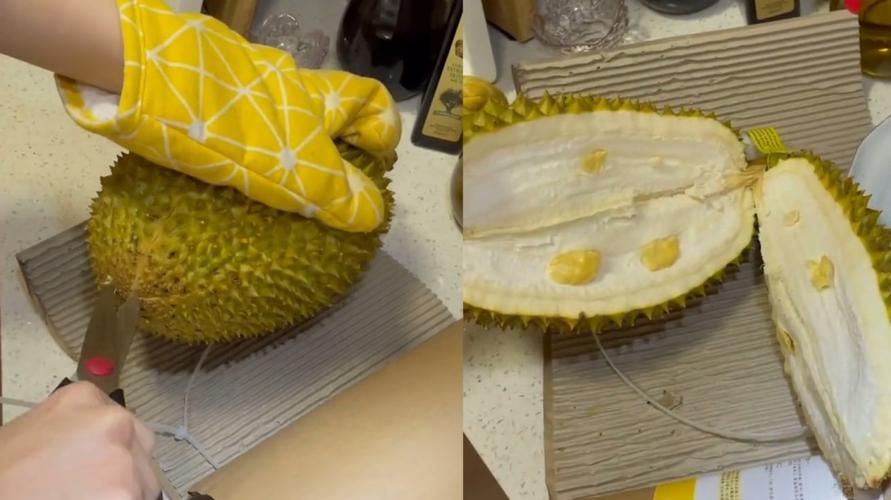 女子开榴莲盲盒果肉小到离谱随后操作让人懵了不到黄河心不死