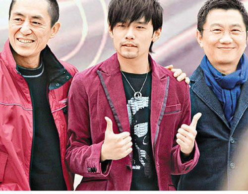图片左起:张艺谋,周杰伦,奚仲文