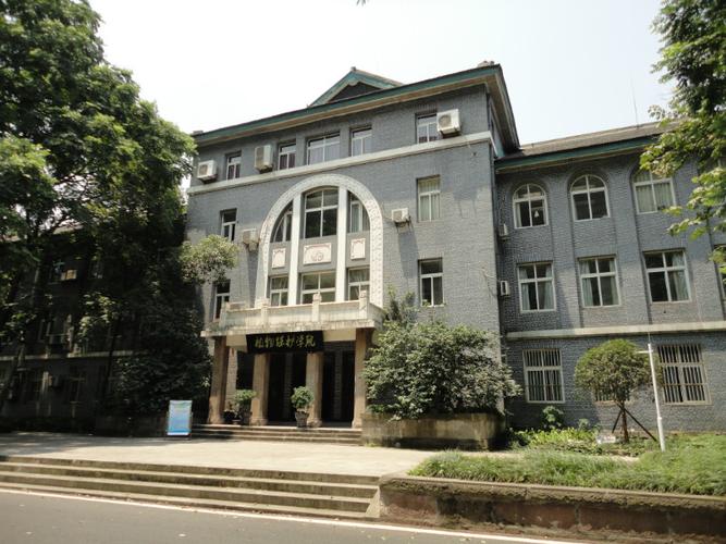 西南大学45座教学楼8个校门,你都知道在哪吗?