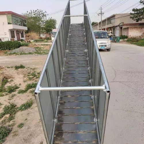 装猪爬梯装猪过道装猪神器可拆卸电动手摇移动升降装猪卖猪猪平台【1