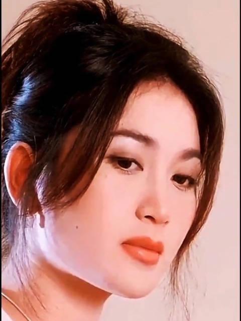 香港经典明星美女温碧霞