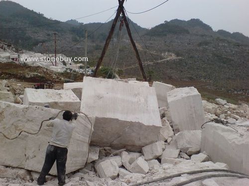 大理石荒料 - - 产品展示 - 安龙县独山乡玉素石材厂