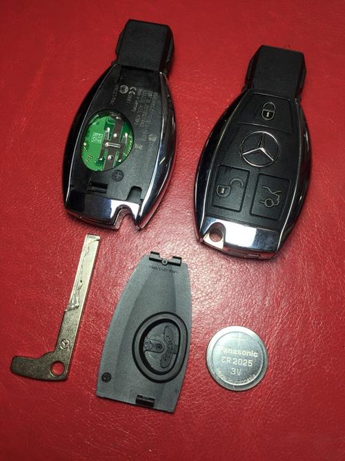 =更换奔驰车钥匙电池=