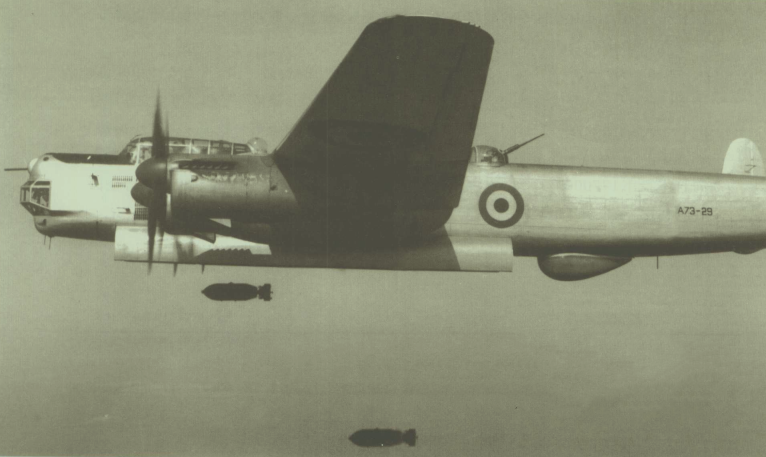 名不见经传,二战期间英国研制的四发重型轰炸机,"林肯