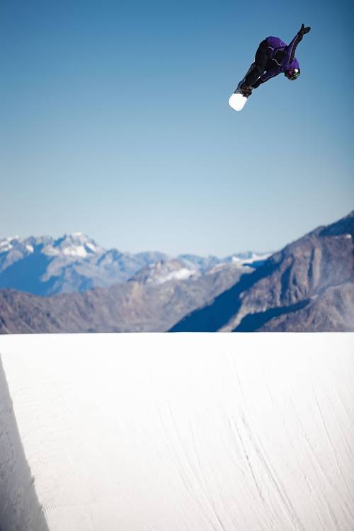 苏翊鸣解锁单板滑雪史上首个内转1980难度动作