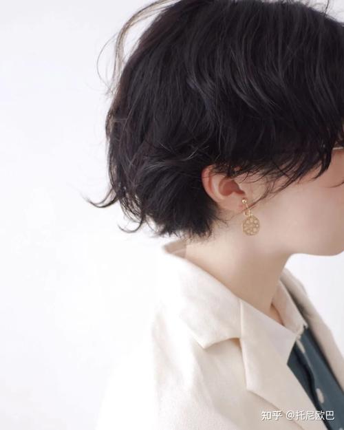 2021女生短发推荐,短发风潮依旧继续!