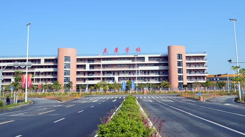 深圳市兰著学校初中部口语训练平台