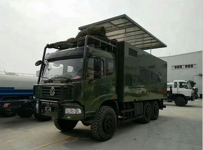东风六驱炊事车,后勤保障车