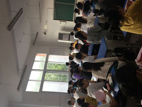 2019年8月女儿的高中生活开始——西峡一高