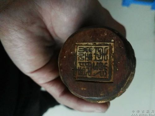 [物品编号:660075] 乾隆年制百子祝寿瓶