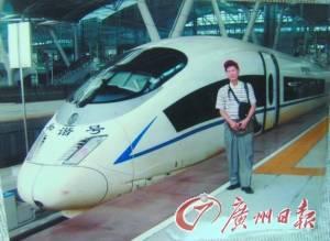 铁路四十载 梦绕火车头(组图)