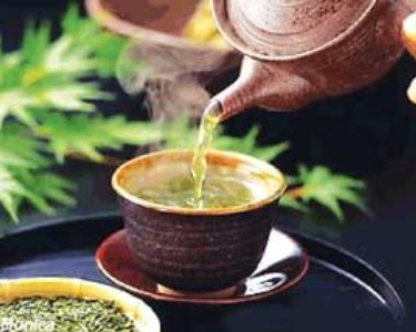 清明将至,正是喝茶的最佳时机,明前龙井"贵如金"