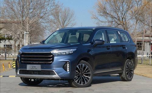 最近还有一款来自奇瑞汽车的全新大7座suv也已经实车亮相,这款车型