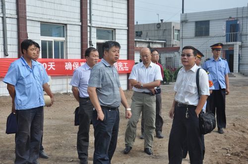 兰州铁路局局长吴云天,副局长刑涛莅临惠银二线惠农站
