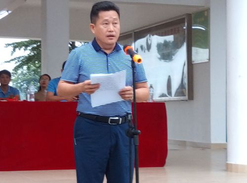万宁市第三中学隆重举行2018年秋季开学典礼暨教师节表彰大会