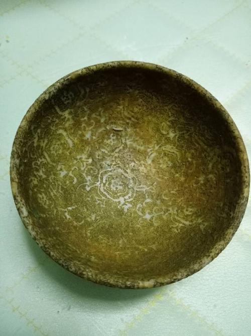 乾隆玉碗鉴定详情