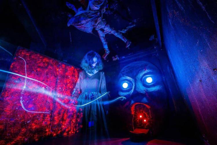 全国最高空中立体6层鬼屋刺激升级!_长沙人