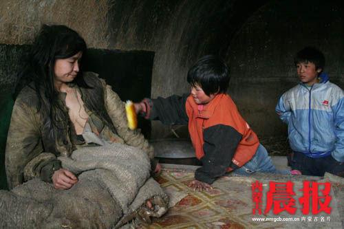 川女曹小青被拐内蒙古15年(组图)