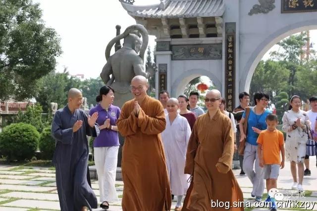 丙申九月二十三日.弘公圣诞.参访泉州青莲寺.拜谒大师舍利塔.
