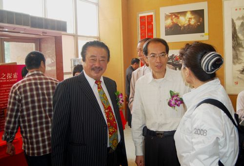老书法家陈丁