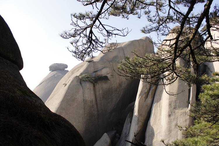 擎天一柱 — 天柱山