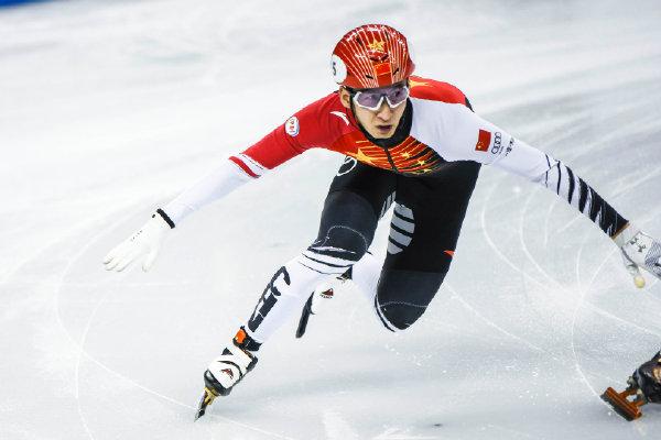 短道速滑世界杯武大靖领衔强势晋级 混合接力中国队破