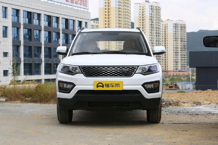 官方售价区间为5.99-10.99万元,长安欧尚cx70的综合分析