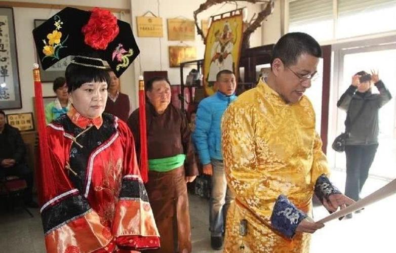 争议由来而百姓们之所以会关注爱新觉罗·恒绍,主要也是因为他在2015